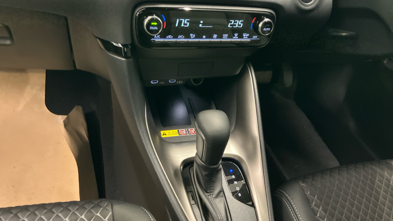 Mazda 2 Hybrid 1.5i Hybrid Homura 5dr CVT Hybrid Hatchback